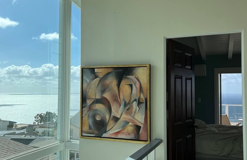 Arch Beach Heights House | "Cape Cod Beach-House" Panoramic Ocean View w/Hot Tub-5 min to Beach