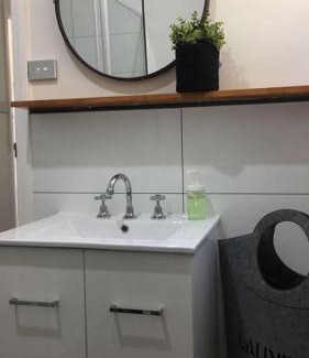 Capel Apartment | Capel Short-Stay Accommodation
