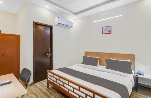 South West Hotel | Capital O Moody Inn