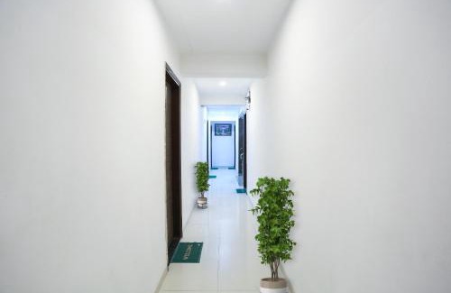 Gurugram Hotel | Capital O Ram Krishna residency near Artemis Hospital