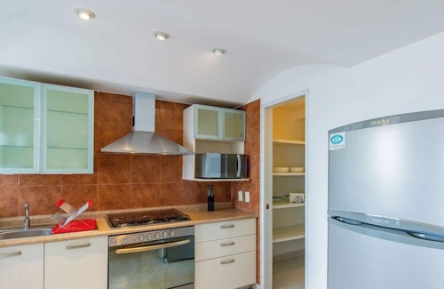El Yaqui Apartment | Capitalia - Large Condo Fast Wi-Fi