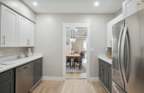 Lansing House | Capitol Oasis 3 bed/2 bath near downtown Lansing!