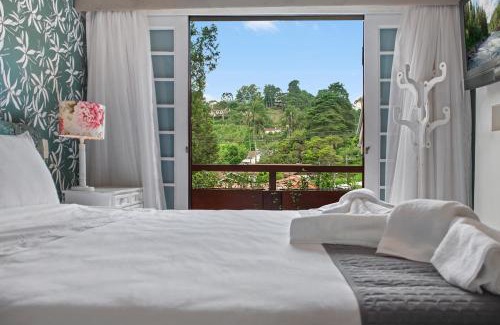 Campos do Jordao Apartment | Capivari England Classic Duplex Fireplace