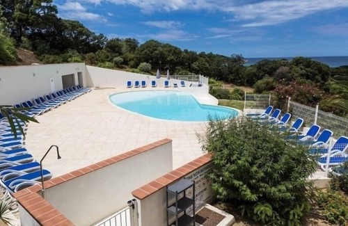 Belgodere Apartment | Capra Scorsa - Appt vue mer et piscine partagée