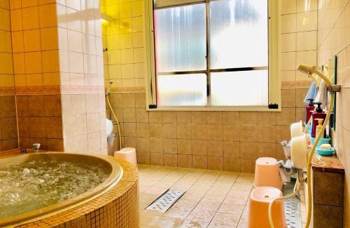 Akabane Hotel | Capsule Hotel Block Room
