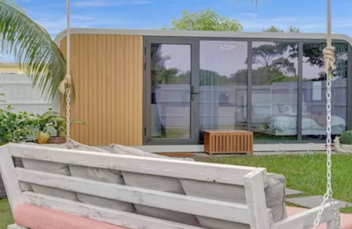 Fort Lauderdale Cabin | CAPSULE HOUSE IN FORT LAUDERDALE