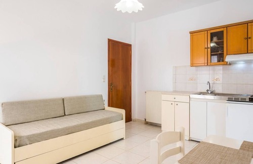 Galatas Apartment | Captain Michalis room 4