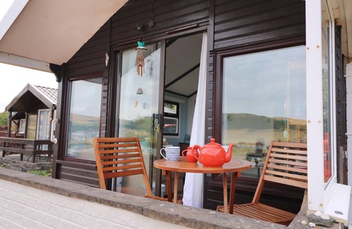 Aberystwyth Cottage | CAPTAIN'S CABIN, pet friendly, country holiday cottage in Aberystwyth