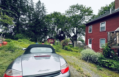 Bath House | Captain's Guest Room w/private bath & house entrance. Walk to everything.
