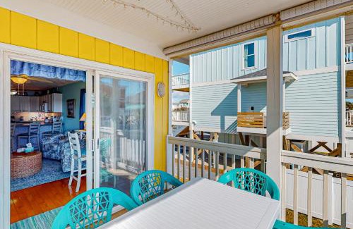 Holden Beach Apartment | Captain's Villa 9-C Sunshine Ally