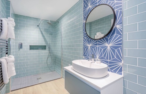 Christchurch Hotel | Captains Club Hotel