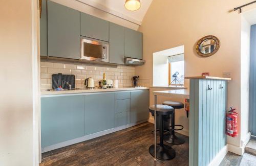 Llanhamlach Apartment | Captains Lookout (Studio apartment)
