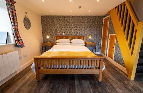 Llanhamlach Apartment | Captains Lookout (Studio apartment)
