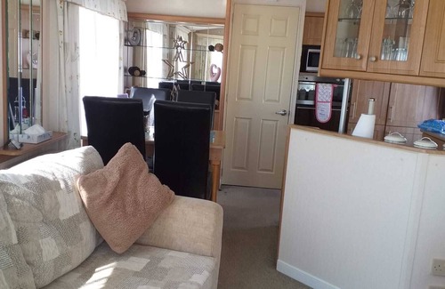Ingoldmells Apartment | Captivating 2-Bed 6 Berth Caravan in Ingoldmells