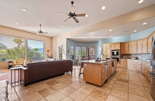 Tanque Verde House | Captivating 4-bedroom house w/sparkling pool, spa and views!
