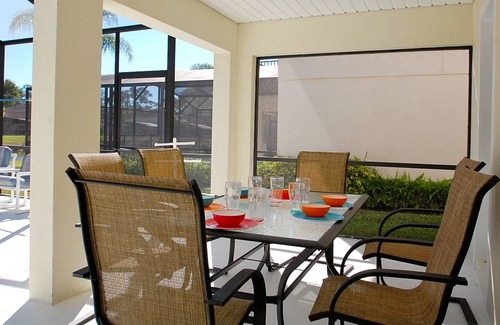 Lake Wilson Preserve House | CARDINAL'S HIDEAWAY: 4 bed/4bath secluded lake view disney home