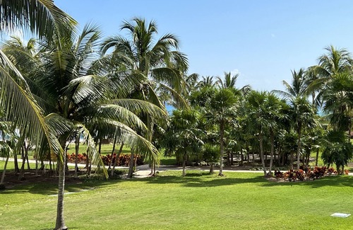 Puerto Juarez Apartment | CARIBBEAN Dream. Beach resort. Modern 2BR Condo in MareAzul, Playa del Carmen
