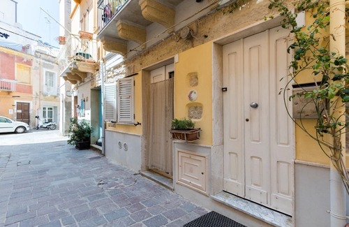 Carloforte Apartment | CARLOFORTE - Casa Margherita - studio