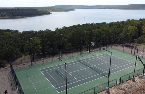 Eufaula Apartment | Carlton Landing-Cloud Nine