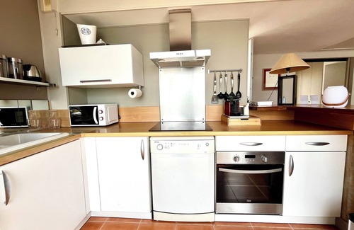 Carnon-Plage Apartment | Carnon Beach Front: Sea view terrace apartment, air-conditioned, 2 bedrooms wifi