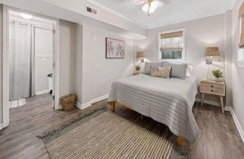 Wilmington Beach Villa | Carolina Sunshine (3-Bedroom Villa) by RedAwning