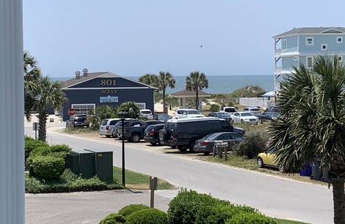 Yaupon Beach Condo | ~Carolina Tides~ Ocean View, Pier, Pool, Steps to the Beach and Restaurants!