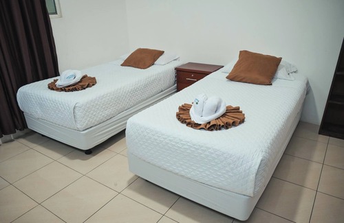 Bahia de la Academia Hotel | Carpao Lodge