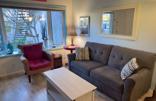 Carpinteria Condo | 'Carpinteria Beach' One Bedroom Condo a Block from the Beach