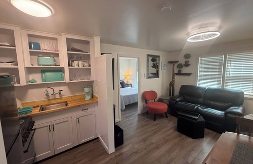 Prescott Apartment | Carriage Apartment short walk to downtown Prescott.