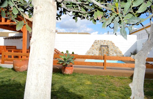 Zahora Ski Chalet | Casa 2 Mar y Sombra Accommodation with private pool.