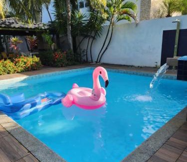 Centro House | Casa 4 quartos em Guarajuba, excelente localização! 200m da praia!