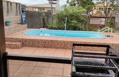 Balneario Ponta da Fruta House | Casa agradável com piscina a 200 metros da praia