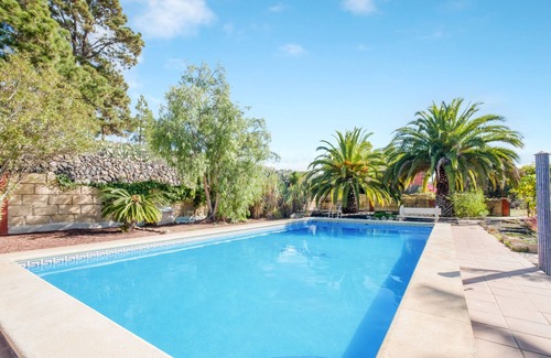 El Madronal Villa | “Casa Aloe” with Mountain View, Wi-Fi, Balcony, Terrace, Garden & Pool