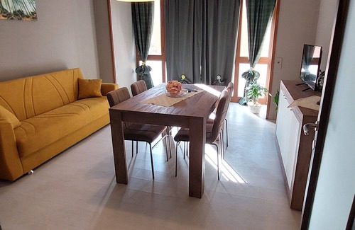 Caserta Apartment | Casa Alois - apartment in the center and just minutes from the Palace.