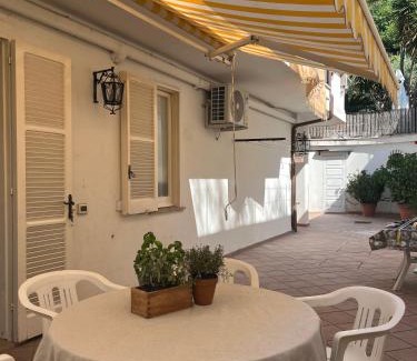 Ischia Porto Apartment | Casa Anna