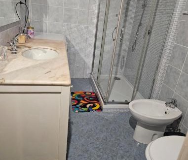 La Foce House | Casa Arcobaleno - giardino e parcheggio gratuito