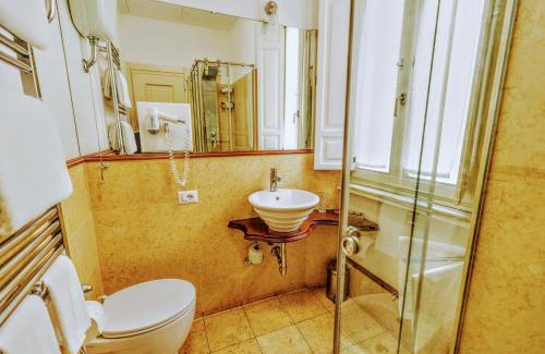 Rione II Trevi Hotel | Casa Arpinelli