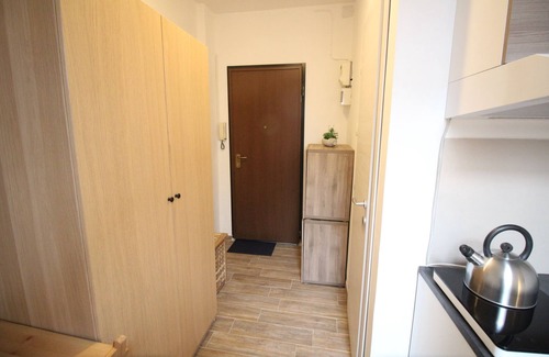 Aurora Apartment | Casa Arya, attic studio Corso Regio Parco