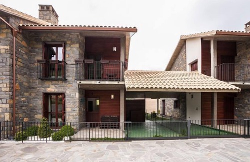 Gavin Cottage | Casa Biescas for 7 people