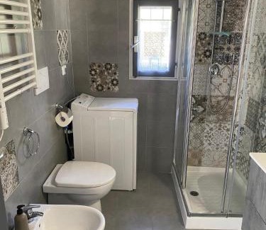 Grotte di Castro House | Casa Biscarello - Borgo e Lago