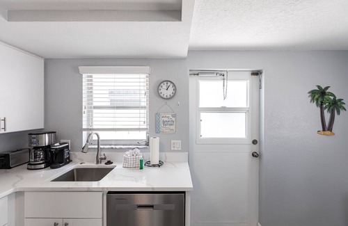 Siesta Key Villa | Casa Blanca - VA05 - Breathe Easy on Siesta Key