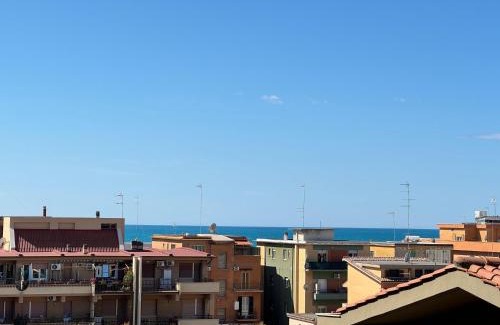 Ladispoli Apartment | Casa Bouquet