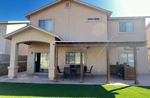 Biggs Field House | Casa calida of the 915