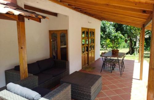 Guadalupe House | Casa Campestre Villa Luz