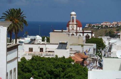 Agaete Apartment | Casa Carmen a charming apartment with panoramic views and a sunny terrace