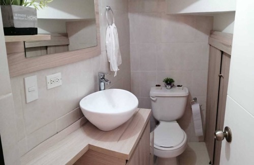 Rionegro House | Casa cerca al Aerpuerto y hospital San VicentenCozy House close to the Airport.
