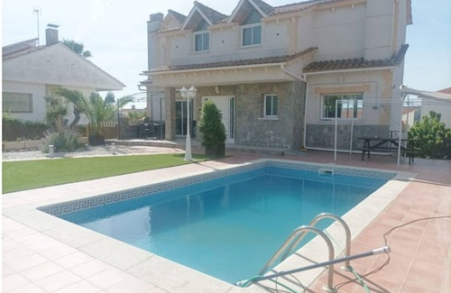 La Palma de Cervello House | Casa Chalet Villa a Solo 30 Minutos Playa y Barcelona