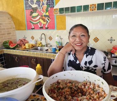 Colonia 10 De Abril Villa | Casa Colonial Estate, Cozumel