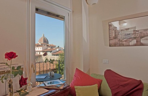 Sant' Ambrogio Apartment | Casa colonna