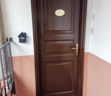 Cannobio Apartment | Casa Colonne Fiorite